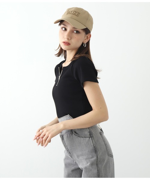 ANAP（アナップ）の「ハーフジップリブトップス（Tシャツ/カットソー・レディース・オフホワイト/ブラック/モスグリーン/グレイッシュベージュ・FREE）」の7枚目の写真