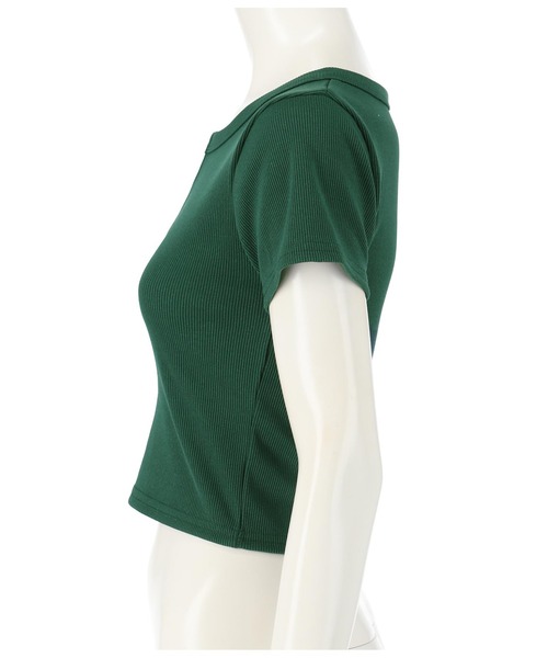 ANAP（アナップ）の「ハーフジップリブトップス（Tシャツ/カットソー・レディース・オフホワイト/ブラック/モスグリーン/グレイッシュベージュ・FREE）」の6枚目の写真