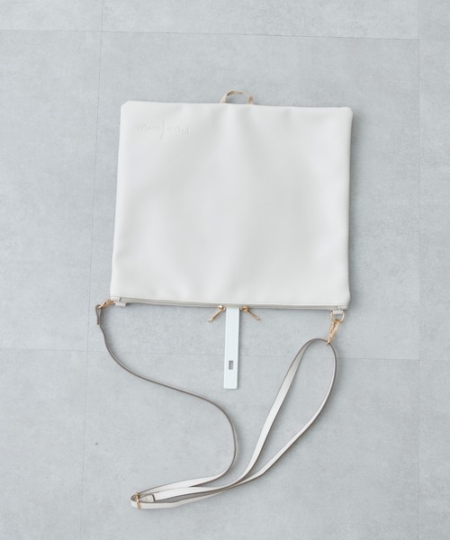 natural couture(ナチュラルクチュール)の「ナチュのカラフル推し活GOODS/WEB限定/大人も持ちやすい!うちわケース(その他雑貨・レディース・ブラック/ベージュ/グレー/サックスブルー/ピンク/イエロー/アイボリー/ミント/ラベンダー・FREE)」の10枚目の写真