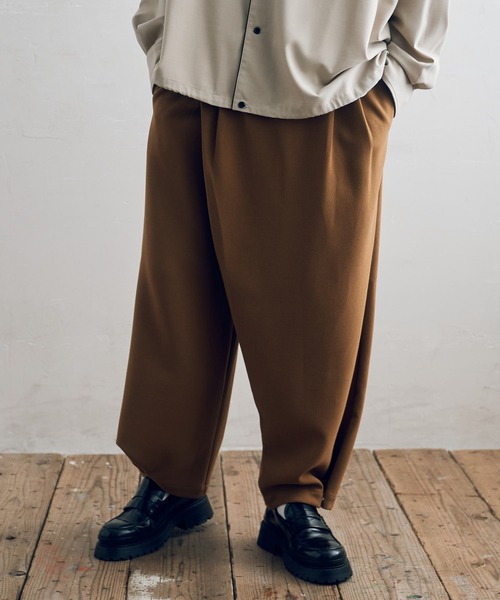 DOOPZ(ドープス)の「ワイドタックタイパンツ(その他パンツ・メンズ・グレー/ブラック/ブラウン・SMALL/MEDIUM/LARGE)」の8枚目の写真