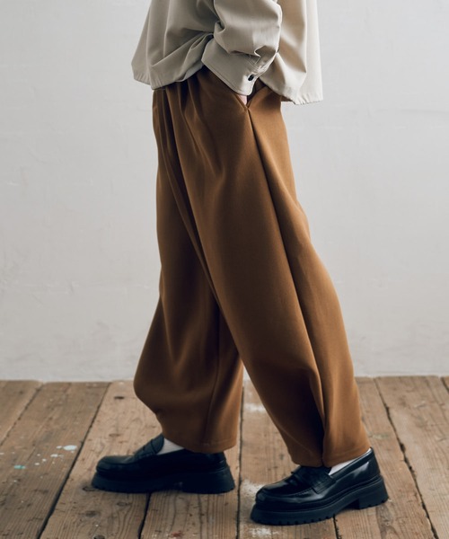 DOOPZ(ドープス)の「ワイドタックタイパンツ(その他パンツ・メンズ・グレー/ブラック/ブラウン・SMALL/MEDIUM/LARGE)」の10枚目の写真