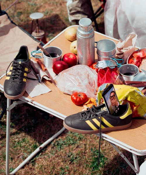 adidas（アディダス）の「ガゼル / Gazelle / アディダスオリジナルス（メンズ/レディース）（スニーカー・メンズ・グリーン・25.5cm/26.0cm/26.5cm/27.0cm/27.5cm/28.0cm/28.5cm/29.0cm/23.0cm/23.5cm/24.0cm/24.5cm/25.0cm/22.5cm）」の4枚目の写真