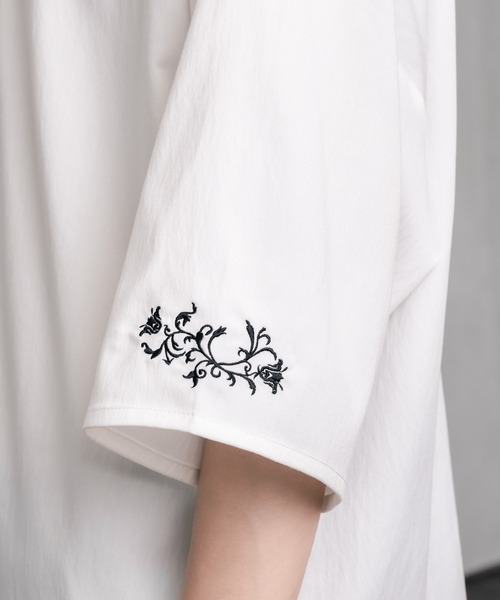 Adoon plain(アドーンプレーン)の「【Adoon plain】花柄刺繍シャツ(シャツ/ブラウス・メンズ・ブラック/オフホワイト・MEDIUM/LARGE)」の9枚目の写真