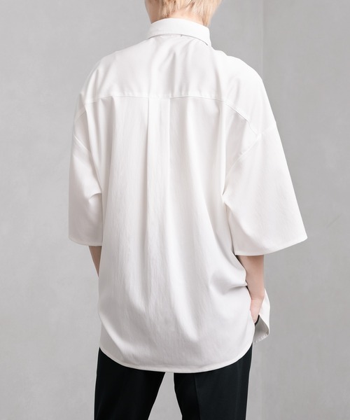 Adoon plain(アドーンプレーン)の「【Adoon plain】花柄刺繍シャツ(シャツ/ブラウス・メンズ・ブラック/オフホワイト・MEDIUM/LARGE)」の10枚目の写真