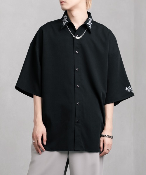 Adoon plain(アドーンプレーン)の「【Adoon plain】花柄刺繍シャツ(シャツ/ブラウス・メンズ・ブラック/オフホワイト・MEDIUM/LARGE)」の7枚目の写真