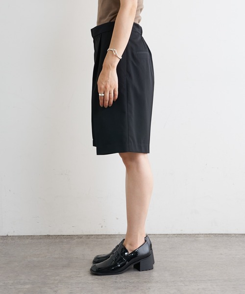 Omekashi（オメカシ）の「センタープレスハーフパンツ（その他パンツ・レディース・ブラック/ベージュ・FREE）」の5枚目の写真