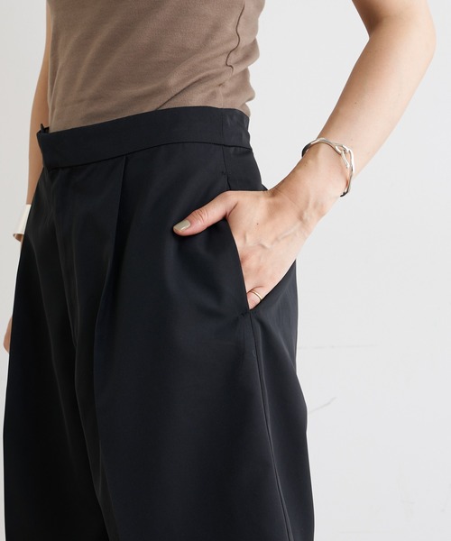 Omekashi（オメカシ）の「センタープレスハーフパンツ（その他パンツ・レディース・ブラック/ベージュ・FREE）」の9枚目の写真