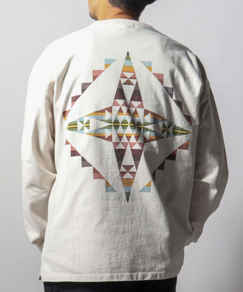 PENDLETON（ペンドルトン）の「【PENDLETON/ペンドルトン】バックプリント ロンT 長袖Tシャツ ビッグシルエット（Tシャツ/カットソー・メンズ・オフホワイト/ライトグレー/ベージュ/ネイビー/ブラック/グレー・M/L）」の5枚目の写真