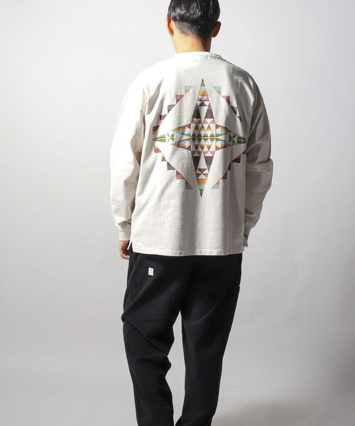 PENDLETON（ペンドルトン）の「【PENDLETON/ペンドルトン】バックプリント ロンT 長袖Tシャツ ビッグシルエット（Tシャツ/カットソー・メンズ・オフホワイト/ライトグレー/ベージュ/ネイビー/ブラック/グレー・M/L）」の11枚目の写真