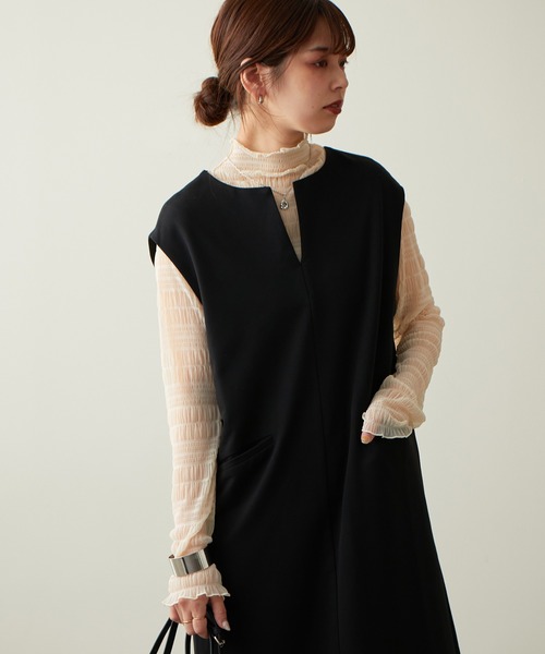 natural couture（ナチュラルクチュール）の「2022AWアイテム/スリットネックジャンバースカート（ジャンパースカート・レディース・ブラック/ベージュ/イエロー系その他/レッド系その他・FREE）」の8枚目の写真