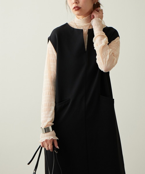 natural couture（ナチュラルクチュール）の「2022AWアイテム/スリットネックジャンバースカート（ジャンパースカート・レディース・ブラック/ベージュ/イエロー系その他/レッド系その他・FREE）」の9枚目の写真