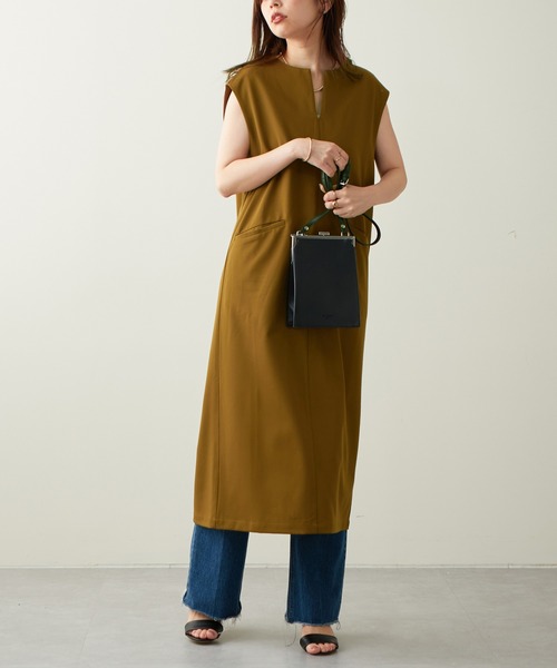 natural couture（ナチュラルクチュール）の「2022AWアイテム/スリットネックジャンバースカート（ジャンパースカート・レディース・ブラック/ベージュ/イエロー系その他/レッド系その他・FREE）」の19枚目の写真