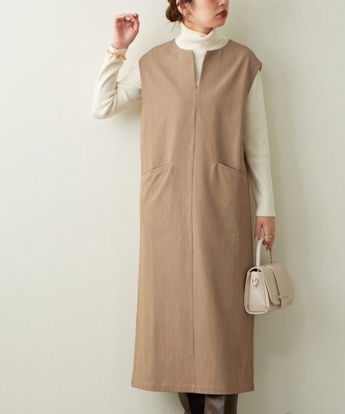 natural couture（ナチュラルクチュール）の「2022AWアイテム/スリットネックジャンバースカート（ジャンパースカート・レディース・ブラック/ベージュ/イエロー系その他/レッド系その他・FREE）」の11枚目の写真