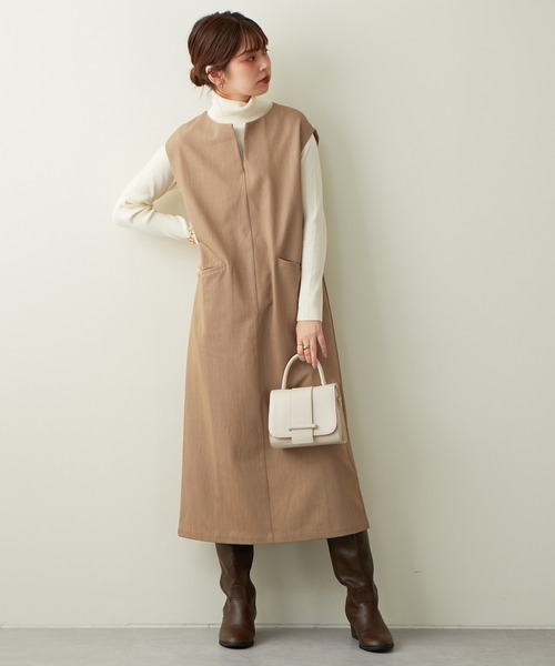 natural couture（ナチュラルクチュール）の「2022AWアイテム/スリットネックジャンバースカート（ジャンパースカート・レディース・ブラック/ベージュ/イエロー系その他/レッド系その他・FREE）」の12枚目の写真