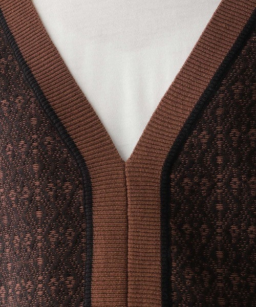 LEPSIM（レプシィム）の「マタニティ／ジャガードベストセットチュニック　295535（マタニティウェア/グッズ・レディース・ブラック/ブラウン・FREE）」の13枚目の写真