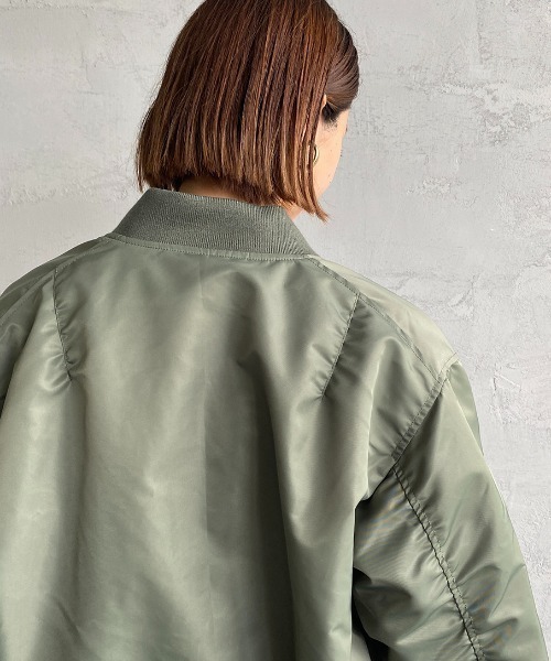 JEANS FACTORY Clothes（ジーンズファクトリークローズ）の「[Jeans Factory Clothes/ジーンズファクトリークローズ] ビッグシルエット MA-1（MA-1・レディース・セージグリーン/シルバー/ブラック・S/M/L/XL）」の14枚目の写真
