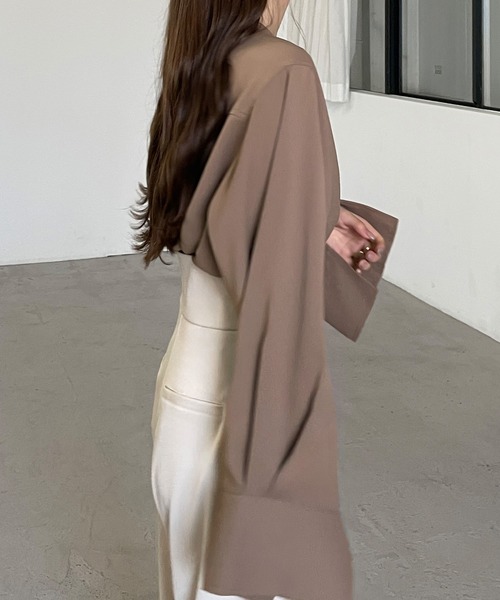 Louere（ルエレ）の「バンドカラー比翼シャツ（シャツ/ブラウス・レディース・ブラック/クリーム/モカ/ベージュ/ブルーグレー・SMALL/MEDIUM/LARGE/X-LARGE）」の19枚目の写真