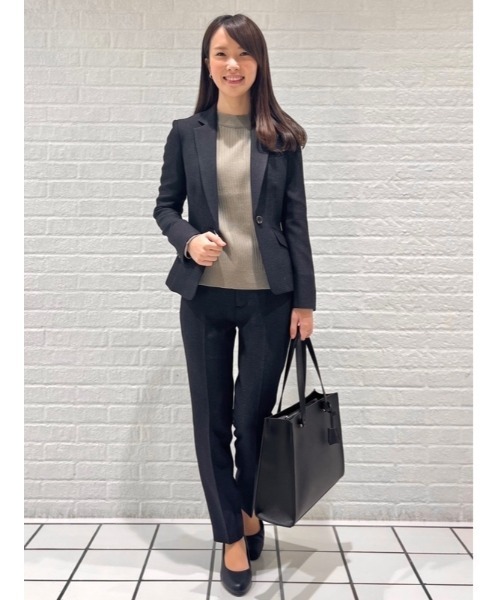 Perfect Suit FActory(パーフェクトスーツファクトリー)の「FILIVIVI イタリー糸ニットプルオーバー(ニット/セーター・レディース・ライトグレー/ブラウン/ネイビー・L/M/S)」の10枚目の写真