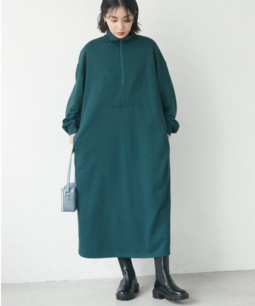 Green　Parks（グリーンパークス）の「ハーフZIP裏毛ワンピース＊（ワンピース・レディース・ダークグリーン/ブラック・FREE）」の2枚目の写真