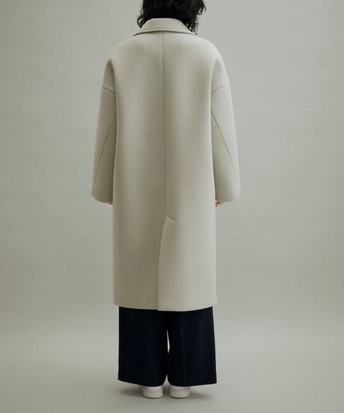 ADAM ET ROPE'(アダムエロペ)の「【サステナブル・WEB限定(一部店舗展開あり)】ボンディングダブルチェスターコート(チェスターコート・レディース・ライトグレー/ブラック/ブラウン系その他2・38/36)」の9枚目の写真