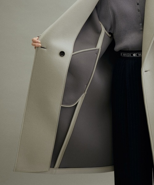 ADAM ET ROPE'(アダムエロペ)の「【サステナブル・WEB限定(一部店舗展開あり)】ボンディングダブルチェスターコート(チェスターコート・レディース・ライトグレー/ブラック/ブラウン系その他2・38/36)」の14枚目の写真