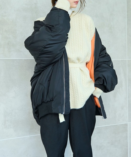 HANNE（アン）の「スリーブギャザーディティールMA-1（MA-1・レディース・ブラック/アイボリー・フリー）」の3枚目の写真