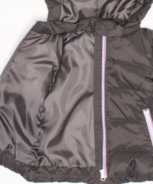 Noeil aime BeBe(ノイユエイムベベ)の「NoeilaimeBeBe/【撥水加工】タフタカラーファスナー配色ダウンコート(90~130cm)(ダウンジャケット/コート・キッズ・イエロー/グレー・100/130/120/110/90)」の5枚目の写真