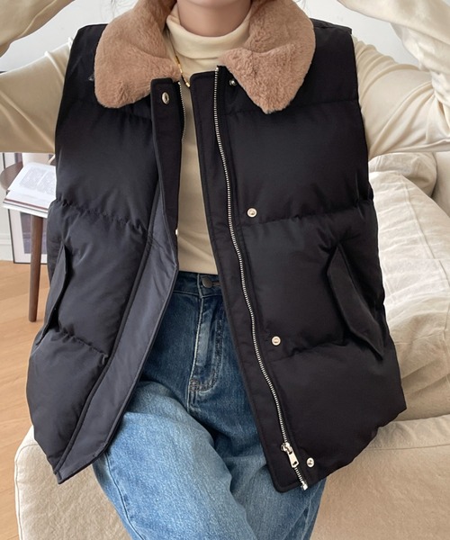 emi+（エミプラス）の「ボリュームファー襟ドッキング中綿ベスト（ダウンベスト・レディース・モカ/ベージュ/ブラック・FREE）」の8枚目の写真