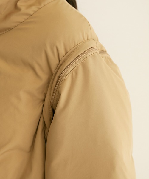 SALON adam et rope'（サロン アダム エ ロペ）の「【WEB限定】マルチウェイタフタダウンジャケット/ベスト（ダウンジャケット/コート・レディース・ブラック/キャメル・FREE）」の4枚目の写真