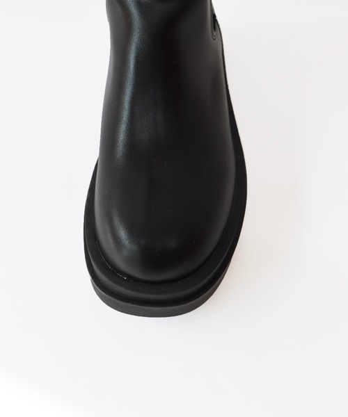 BLUEEAST(ブルーイースト)の「サイドゴアロングブーツ(ブーツ・レディース・アイボリー/ブラック・MEDIUM/LARGE)」の20枚目の写真