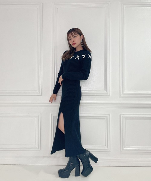 ANDGEEBEE（アンジービー）の「スピンドルスリットニットワンピ（ワンピース・レディース・グレー/ブラック・MEDIUM）」の7枚目の写真