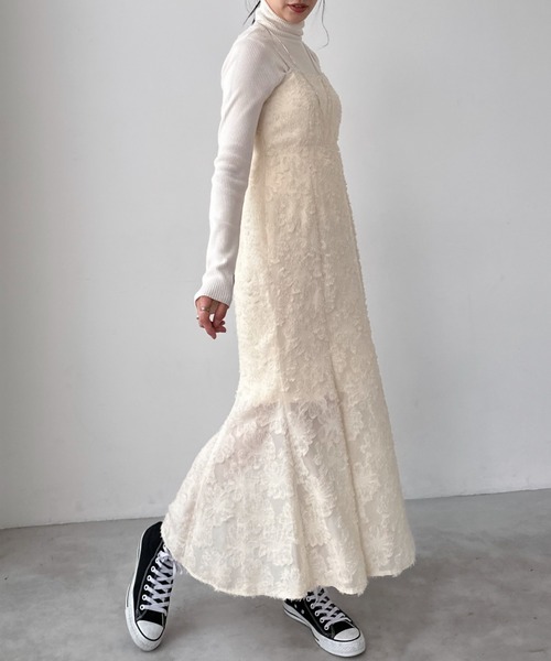 EPIMI E'PIMMY（エピミエピミー）の「ジャガードマーメイドキャミワンピ（ワンピース・レディース・アイボリー/ブラック・MEDIUM）」の2枚目の写真