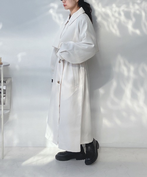 AS KNOW AS plus（アズノゥアズプラス）の「○2WAYカラー ボリューム袖コート（ステンカラーコート・レディース・ライトカーキ/ベージュ/アイボリー・FREE）」の8枚目の写真