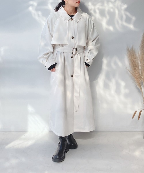 AS KNOW AS plus（アズノゥアズプラス）の「○2WAYカラー ボリューム袖コート（ステンカラーコート・レディース・ライトカーキ/ベージュ/アイボリー・FREE）」の10枚目の写真