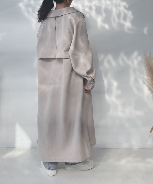 AS KNOW AS plus（アズノゥアズプラス）の「○2WAYカラー ボリューム袖コート（ステンカラーコート・レディース・ライトカーキ/ベージュ/アイボリー・FREE）」の16枚目の写真
