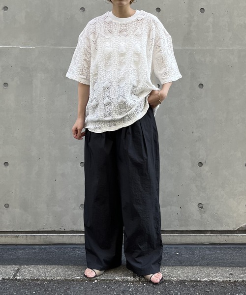 NOMINE（ノミネ）の「レースTシャツ（Tシャツ/カットソー・レディース・ホワイト/チャコールグレー/ブラック/ホワイト系その他/グレー系その他/ブラック系その他/クリーム・フリー）」の15枚目の写真