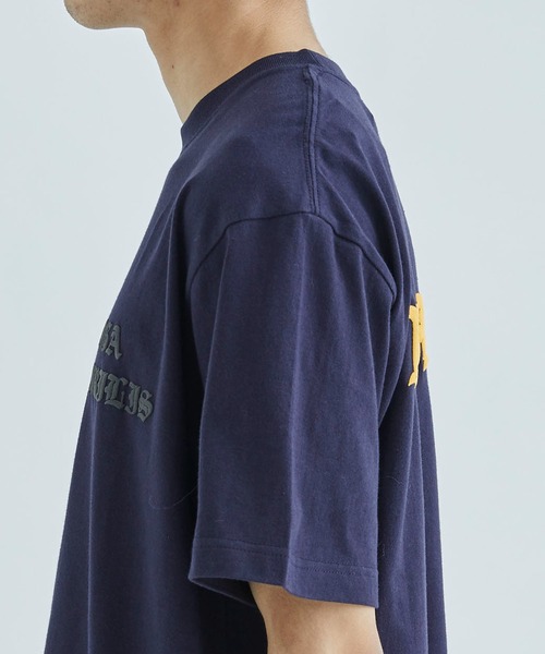 TOGA VIRILIS（トーガ ビリリース）の「Print T-shirt（Tシャツ/カットソー・メンズ・ホワイト/ブラック/ネイビー・46/48）」の8枚目の写真