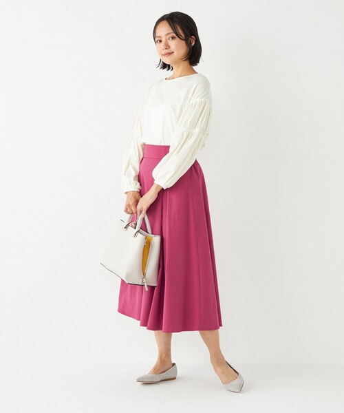 SHIPS Colors(シップス カラーズ)の「SHIPS Colors:〈洗濯機可能〉ギャザースリーブ トップス(Tシャツ/カットソー・レディース・オフホワイト/ブラック/レッド/ナチュラル/キャメル・ONE SIZE)」の19枚目の写真
