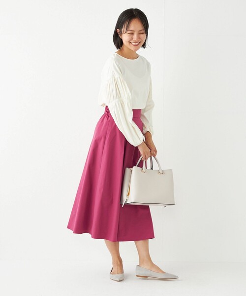 SHIPS Colors(シップス カラーズ)の「SHIPS Colors:〈洗濯機可能〉ギャザースリーブ トップス(Tシャツ/カットソー・レディース・オフホワイト/ブラック/レッド/ナチュラル/キャメル・ONE SIZE)」の15枚目の写真