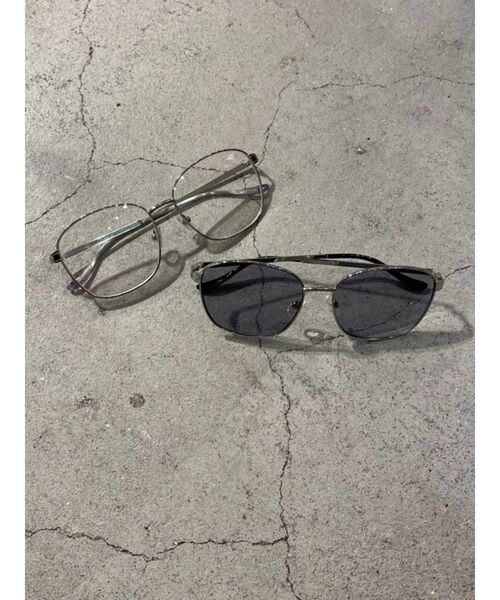 GYDA（ジェイダ）の「スクエアフレームサングラス（サングラス・レディース・ブラック/クリア・FREE）」の4枚目の写真