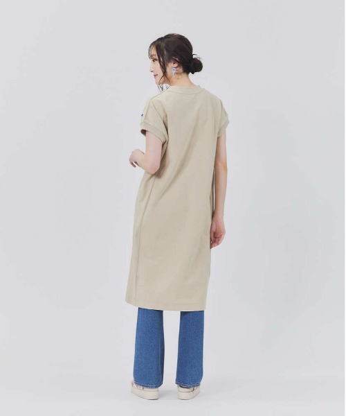 Champion(チャンピオン)の「【Champion】フロントロゴワンピース(ワンピース・レディース・ネイビー/ベージュ・M/L)」の7枚目の写真