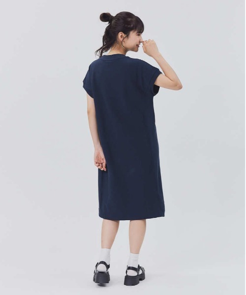 Champion(チャンピオン)の「【Champion】フロントロゴワンピース(ワンピース・レディース・ネイビー/ベージュ・M/L)」の8枚目の写真