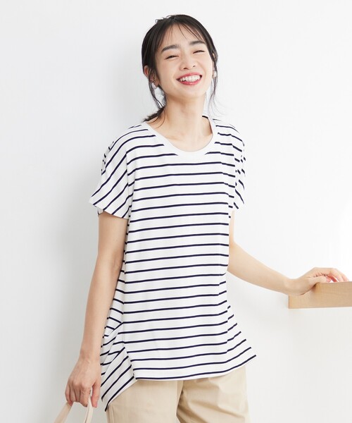 SHOO・LA・RUE（シューラルー）の「◆【接触冷感】とろみ素材で体型カバー 裾タックTシャツ（Tシャツ/カットソー・レディース・ホワイト/ピンク系/ブラック系2/ネイビー系2/ブラック/ネイビー系6/イエロー/チャコールグレー/ナチュラル・00）」の10枚目の写真