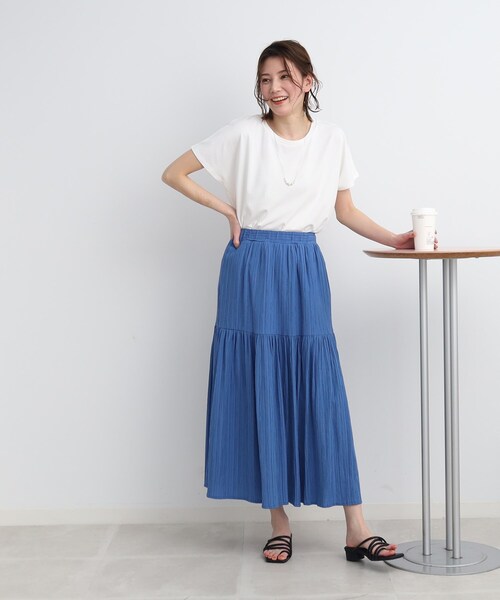 SHOO・LA・RUE（シューラルー）の「◆【接触冷感】とろみ素材で体型カバー 裾タックTシャツ（Tシャツ/カットソー・レディース・ホワイト/ピンク系/ブラック系2/ネイビー系2/ブラック/ネイビー系6/イエロー/チャコールグレー/ナチュラル・00）」の11枚目の写真