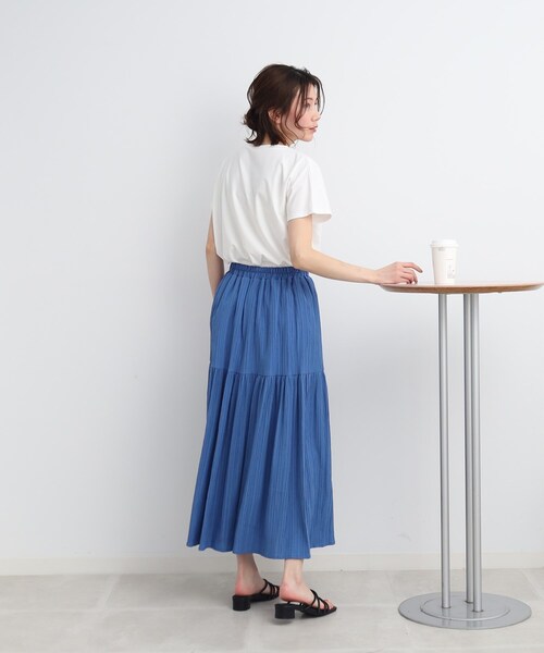 SHOO・LA・RUE（シューラルー）の「◆【接触冷感】とろみ素材で体型カバー 裾タックTシャツ（Tシャツ/カットソー・レディース・ホワイト/ピンク系/ブラック系2/ネイビー系2/ブラック/ネイビー系6/イエロー/チャコールグレー/ナチュラル・00）」の13枚目の写真