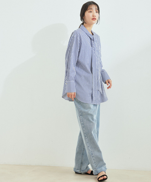 Jayro(ジャイロ)の「ストライプボウタイシャツ(シャツ/ブラウス・レディース・ネイビー/ブルー・M)」の9枚目の写真