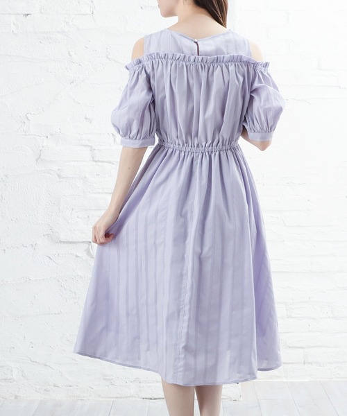 Honeys(ハニーズ)の「肩開きワンピース(ワンピース・レディース・ネイビー系/ラベンダー/ホワイト・S/L/LL/M)」の6枚目の写真