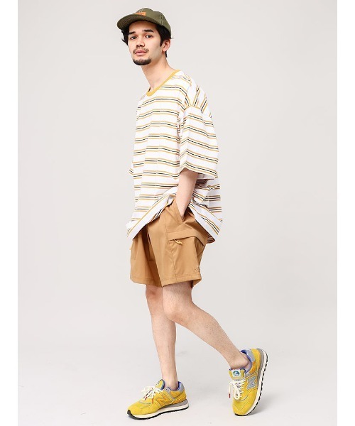 FIRST DOWN（ファーストダウン）の「ボーダー オーバーサイズ ユニセックス Tシャツ（Tシャツ/カットソー・メンズ・ホワイト×ブラック/ブラウン/イエロー・L/M/LL）」の6枚目の写真