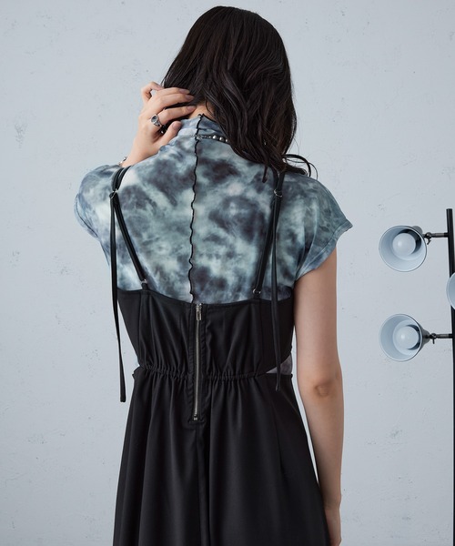 Ellno de Mavie（エルノデメヴィ）の「カットアウトキャミワンピース（ワンピース・レディース・ブラック/ブルーグレー・FREE）」の9枚目の写真