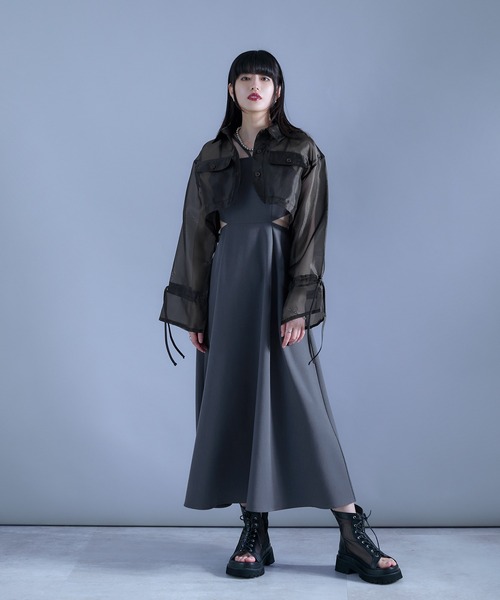 Ellno de Mavie（エルノデメヴィ）の「カットアウトキャミワンピース（ワンピース・レディース・ブラック/ブルーグレー・FREE）」の18枚目の写真